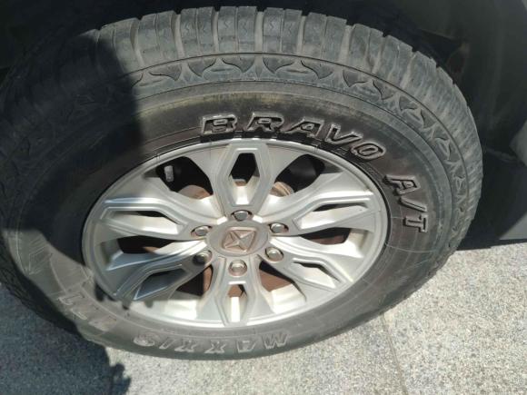 [南通·苏F] 二手江铃驭胜S3502013款 2.4T 自动两驱柴油豪华版5座