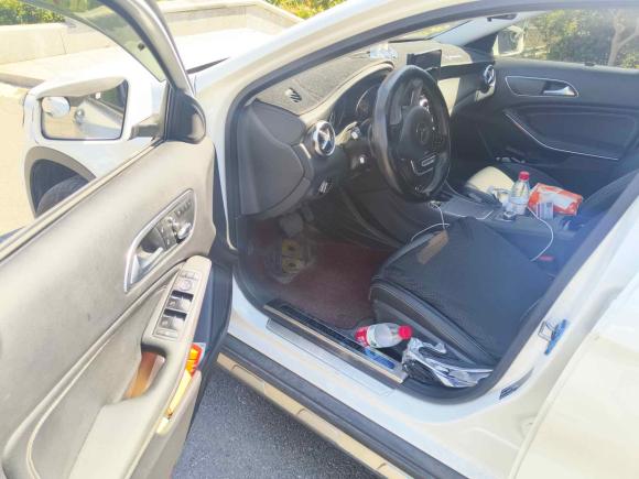 [济南·鲁A] 二手奔驰奔驰GLA2018款 GLA 200 时尚型