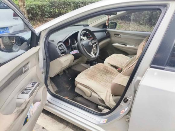 [南昌·赣A] 二手本田锋范经典2008款 1.5L 自动精英版