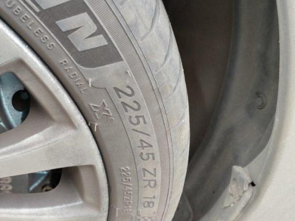 [佛山·粤E] 二手斯巴鲁力狮2010款 2.5i豪华版