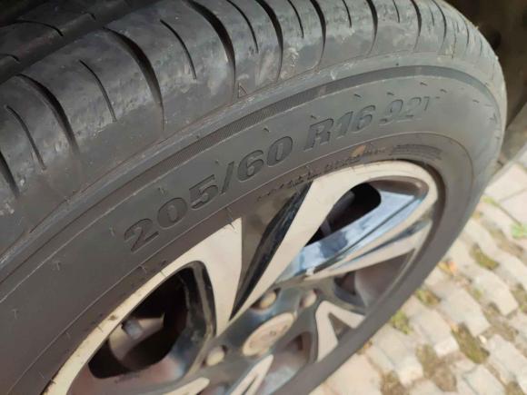 [武汉·鄂A] 二手宝骏宝骏5102017款 1.5L 手动豪华型