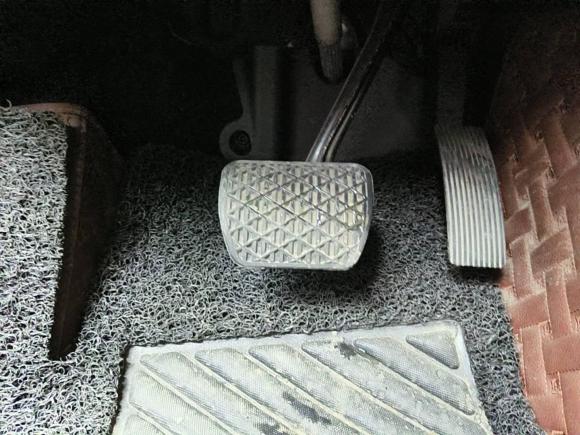 [嘉兴·沪C] 二手奔驰奔驰GLA2017款 GLA 200 时尚型