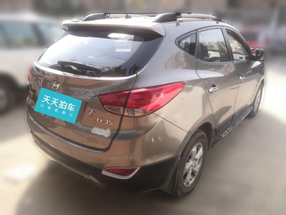 [芜湖·皖B] 二手现代北京现代ix352010款 2.0L 手动两驱新锐版GL