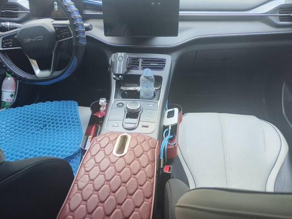 [深圳·粤B] 二手比亚迪驱逐舰052023款 冠军版 DM-i 55KM 豪华型