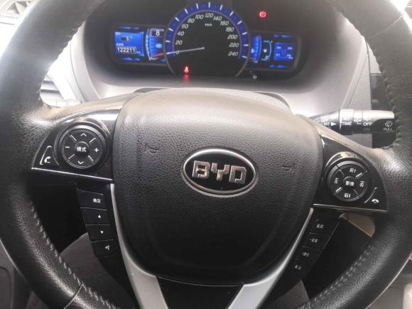 [金华·浙G] 二手比亚迪比亚迪S72015款 1.5T 升级版 手动豪华型