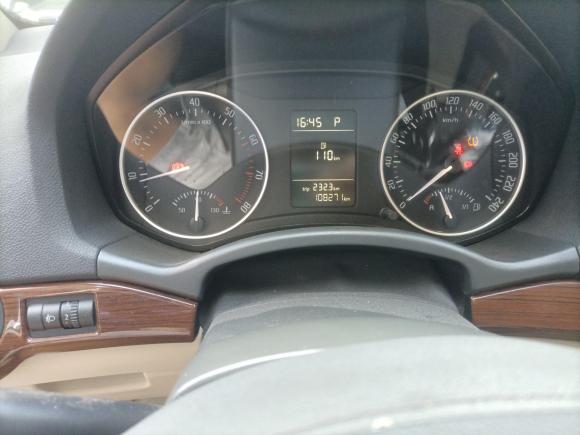 [上海·晋A] 二手斯柯达明锐2013款 1.6L 自动逸俊版