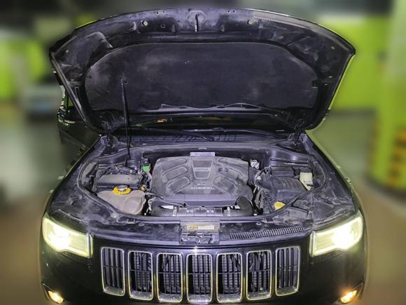 [合肥·皖A] 二手Jeep大切诺基2015款 3.0TD 柴油 舒享导航版