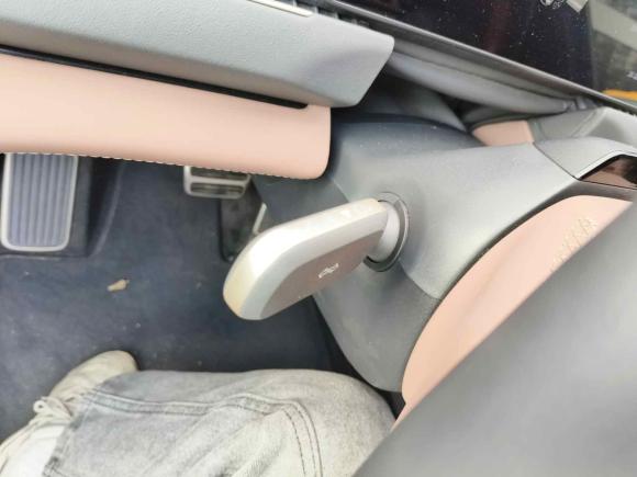 [深圳·粤B] 二手蔚来蔚来ES82023款 100kWh 行政版