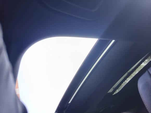 [嘉兴·沪C] 二手奔驰奔驰GLC2016款 GLC 300 4MATIC 动感型