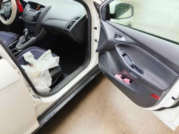 [无锡·苏L] 二手福特福克斯2015款 两厢 1.6L 自动舒适型