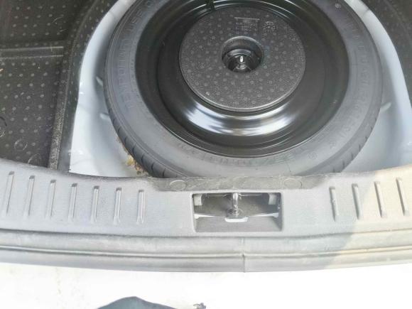 [成都·川A] 二手福特福克斯2017款 两厢 1.6L 自动风尚型智行版