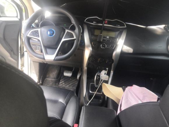 [金华·浙G] 二手比亚迪元新能源2018款 EV360 智联尚酷型