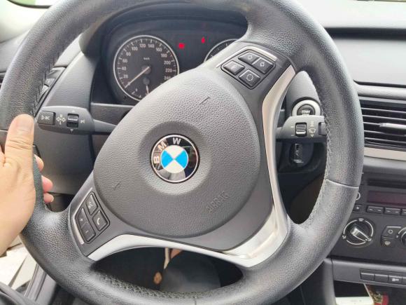 [上海·沪B] 二手宝马宝马X12014款 sDrive18i 时尚型