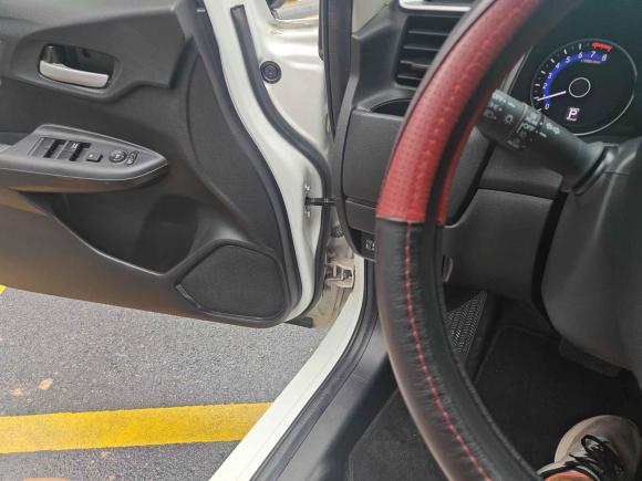 [深圳·粤B] 二手本田飞度2014款 1.5L SE CVT时尚型