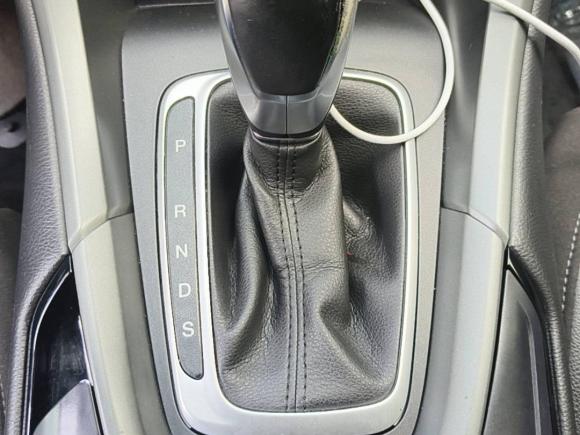 [深圳·粤B] 二手福特蒙迪欧2013款 2.0L GTDi240豪华运动型