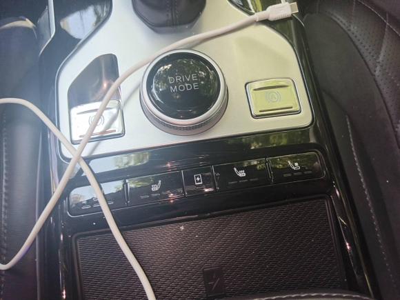 [深圳·川R] 二手红旗红旗HS52019款 2.0T 智联旗享四驱版