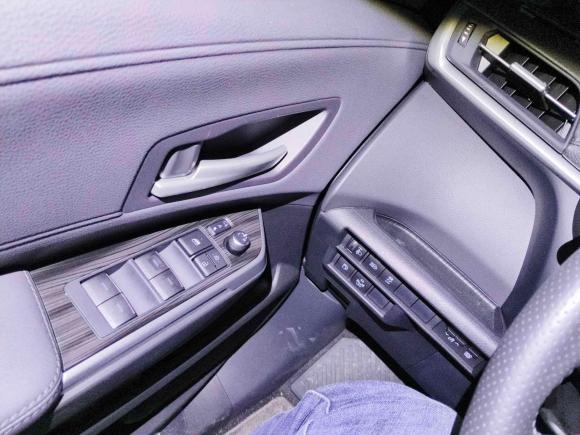 [上海·沪B] 二手丰田赛那SIENNA2021款 2.5L混动 尊贵版