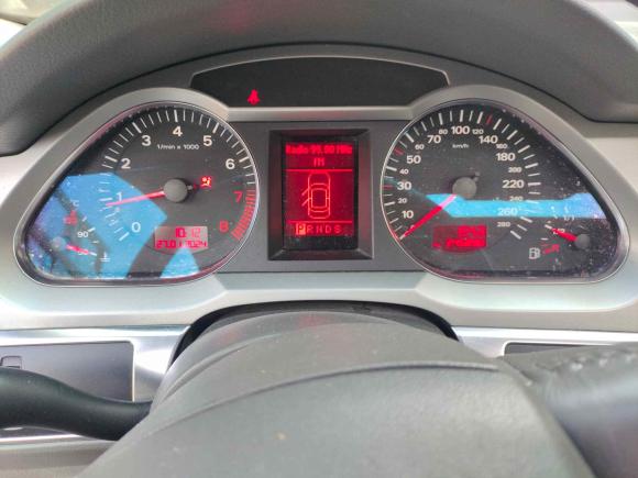 [武汉·鄂A] 二手奥迪奥迪A6L2008款 2.8 FSI 舒适娱乐型