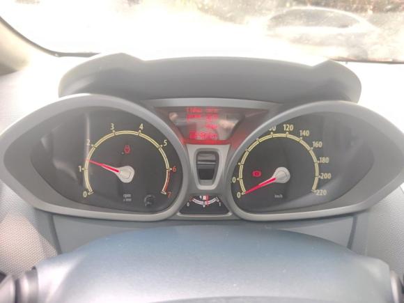 [上海·京P] 二手福特嘉年华2009款 两厢 1.5L 自动运动型