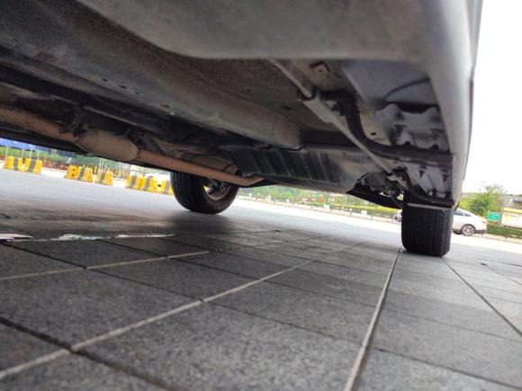 [广州·粤A] 二手起亚狮跑2009款 2.0L 自动两驱版GLS