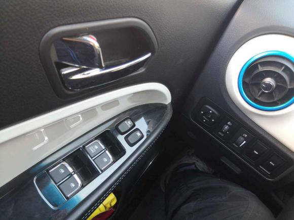 [上海·沪F] 二手江汽集团江淮iEV2015款 iEV5