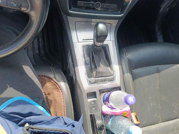 [合肥·浙D] 二手荣威荣威RX52016款 20T 两驱自动互联网智享版