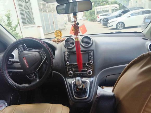 [义乌·闽B] 二手哈弗哈弗H62015款 升级版 1.5T 手动两驱精英型