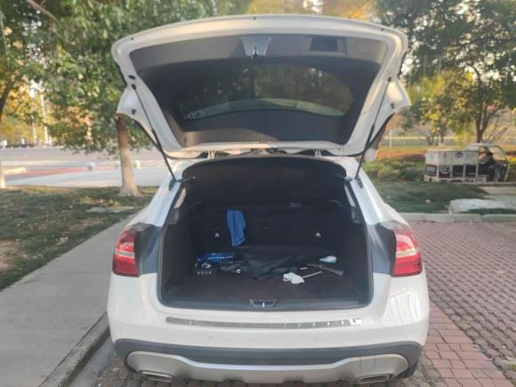 [苏州·鄂A] 二手奔驰奔驰GLA2017款 GLA 200 时尚型