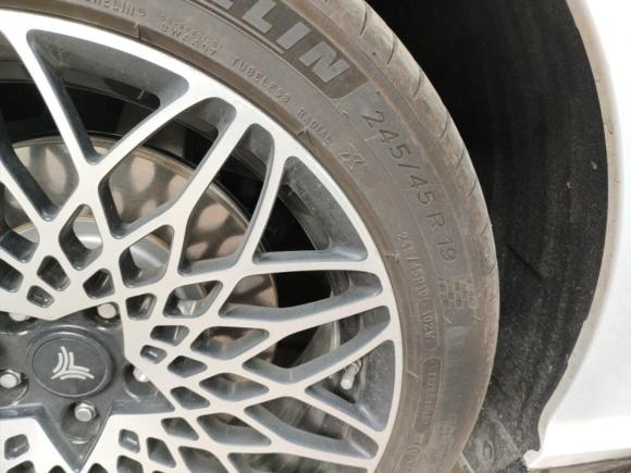 [上海·苏E] 二手哪吒汽车哪吒S2022款 纯电 650km 四驱大版