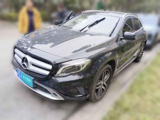 奔驰奔驰GLA2016款 GLA 200 时尚型