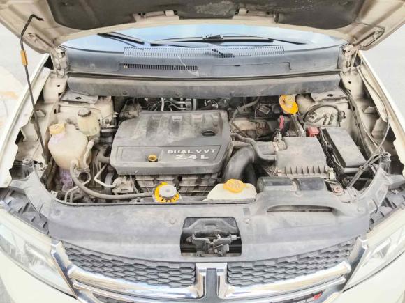 [常州·苏D] 二手道奇酷威2013款 2.4L 两驱尊尚版