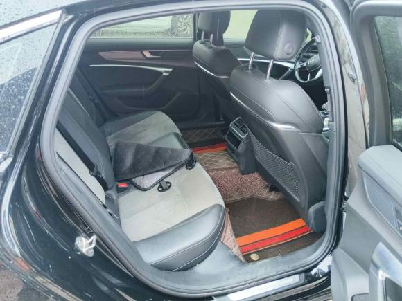 [武汉·鄂A] 二手奥迪奥迪A6L2019款 45 TFSI 臻选动感型