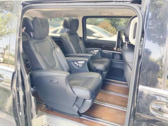 [济南·鲁A] 二手奔驰奔驰V级2018款 V 260 尊贵版 国VI