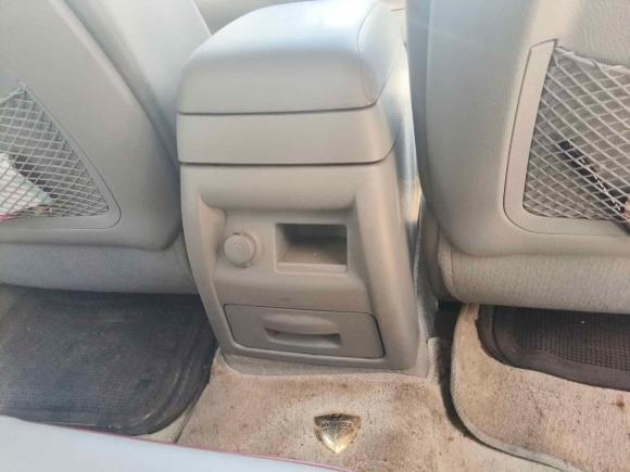 [苏州·苏E] 二手现代胜达经典2009款 2.7 舒适型