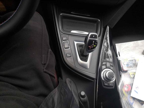 [合肥·皖A] 二手宝马宝马3系2013款 328i运动设计套装