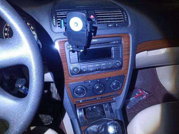 [苏州·苏E] 二手斯柯达明锐2010款 1.6L 手动逸俊版