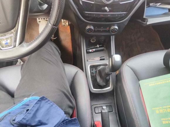 [无锡·皖A] 二手哈弗哈弗H12015款 1.5L AMT豪华型