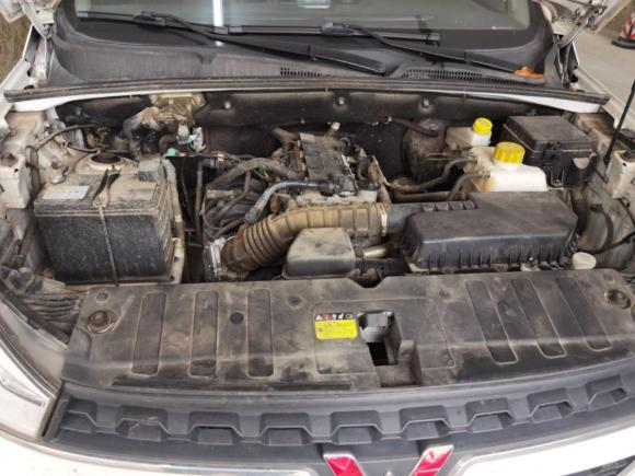 [杭州·浙B] 二手五菱汽车五菱宏光S32019款 1.5L 手动豪华型 国VI