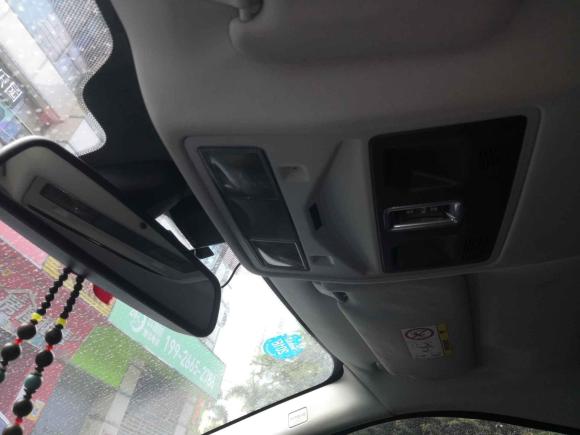 [深圳·粤D] 二手路虎揽胜极光2013款 2.0T 5门耀动版