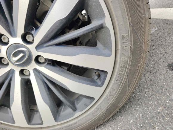 [湖州·浙C] 二手广汽传祺传祺GS42017款 235T 自动两驱豪华智联版