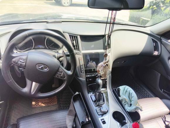 [上海·沪F] 二手英菲尼迪英菲尼迪Q502014款 3.7L 豪华运动版