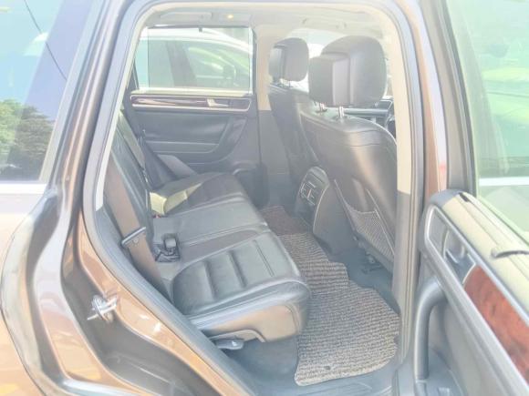 [广州·粤A] 二手大众途锐2011款 3.0TSI 舒适型