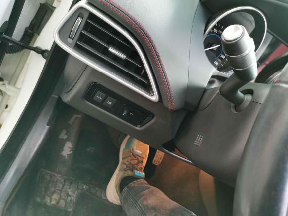 [上海·皖A] 二手捷豹捷豹XE2015款 2.0T 200PS R-Sport