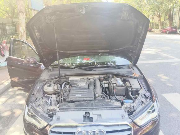 [南京·苏A] 二手奥迪奥迪A32016款 Limousine 35 TFSI 风尚型