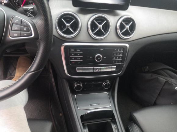 [北京·京F] 二手奔驰奔驰CLA2017款 改款 CLA 200 时尚型