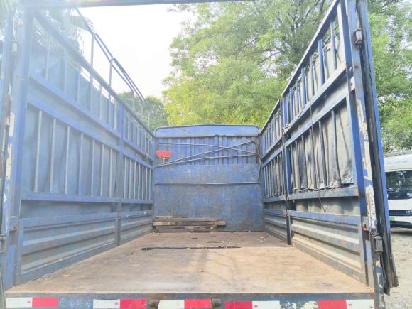 [佛山·粤A] 二手金杯金杯金卡S22024款 1.6L 手动单排3.05米货厢后单轮舒享型SWJ16