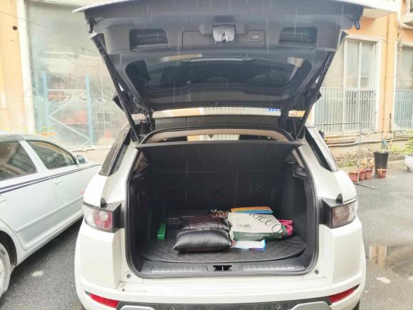 [上海·皖A] 二手路虎揽胜极光2015款 2.0T 5门耀动版