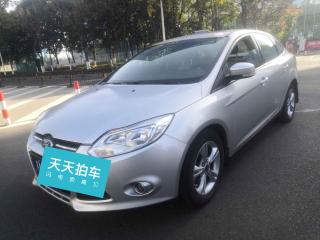 福特福克斯2012款三厢1.6L手动风尚型