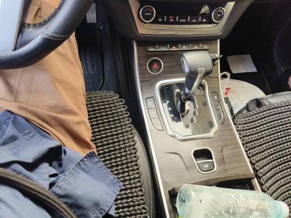 [青岛·鲁F] 二手陆风陆风X72015款 2.0T 全景旗舰版