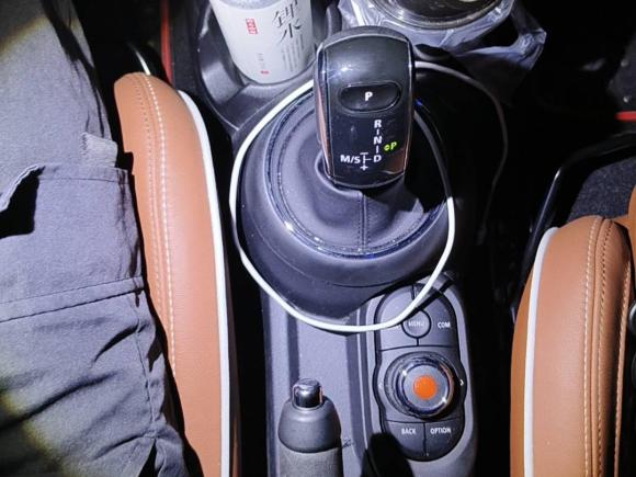 [上海·沪B] 二手MINIMINI2020款 1.5T COOPER 艺术家